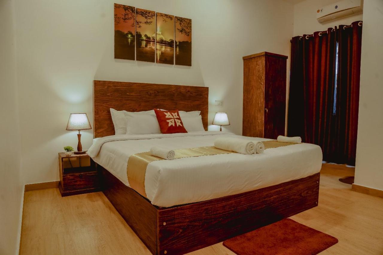 Lucky Transit Hotel - Katunayake Airport Bagian luar foto